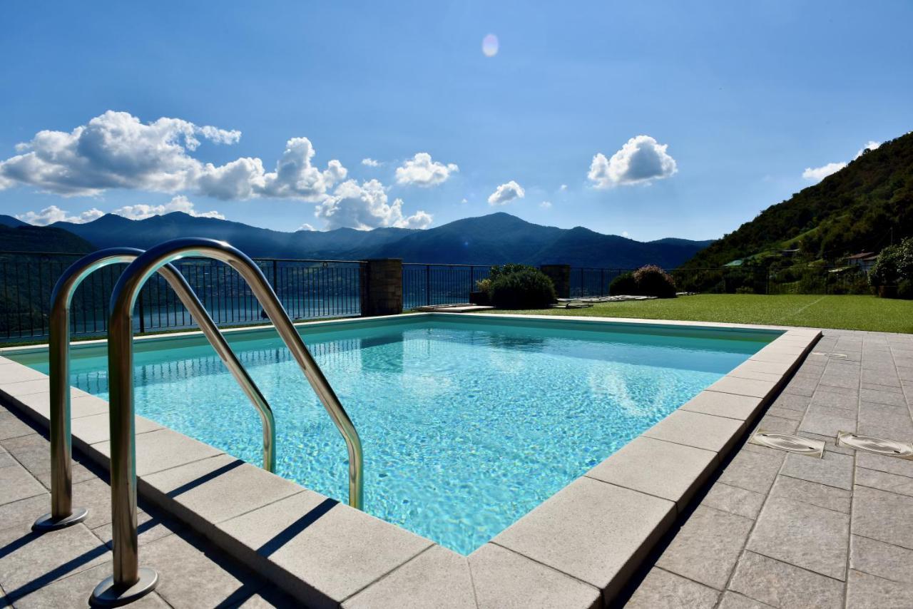Italian Vacation Homes - La Petite Maison Du Lac Tavernola Bergamasca Exterior foto