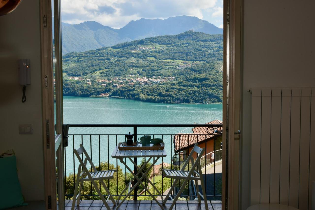 Italian Vacation Homes - La Petite Maison Du Lac Tavernola Bergamasca Exterior foto